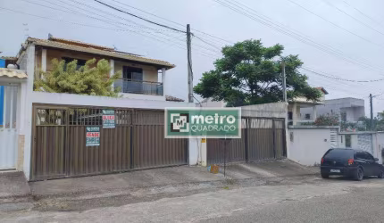 Casa com 3 dormitórios, 126 m² - venda por R$ 380.000,00 ou aluguel por R$ 2.602,00/mês - Maria Turri - Rio das Ostras/RJ