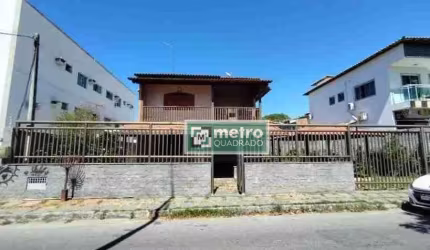 ÓTIMA CASA DUPLEX 5 QUARTOS PARA LOCAÇÃO COMERCIAL