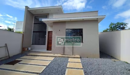 Excelente casa linear, 3 quartos, sendo 1 suíte