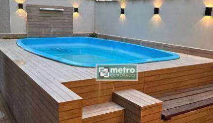 Casa com 4 quartos à venda, 143 m² por R$ 580.000 - Jardim Marileia - Rio das Ostras/RJ