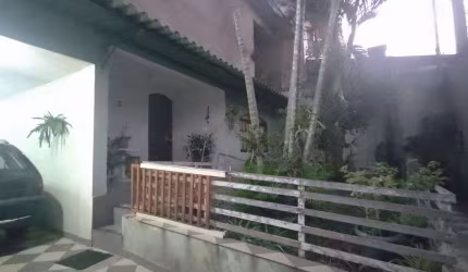 Térrea para venda possui 300 metros quadrados com 3 quartos em Jardim Mangalot - São Paulo - SP