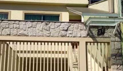 ANA IMOVEIS - VENDE-SE SOBRADO BAIRRO: VILA CLARICE