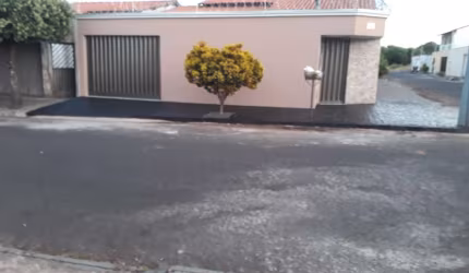 Casa comercial com 1 sala à venda na Cidade Jardim, Uberlândia , 200 m2 por R$ 600.000