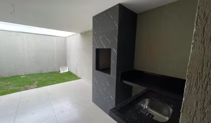 Casa comercial com 1 sala à venda no Novo Mundo, Uberlândia , 95 m2 por R$ 450.000