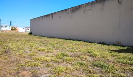 Terreno à venda no Novo Mundo, Uberlândia  por R$ 845.000