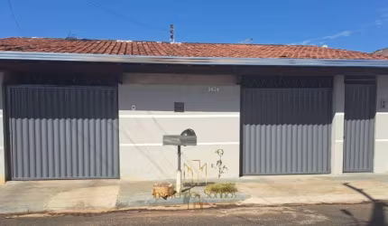 Casa com 3 quartos à venda no Custódio Pereira, Uberlândia , 157 m2 por R$ 600.000