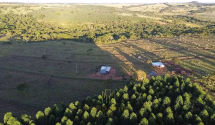 Fazenda à venda no Tubalina, Uberlândia , 64000 m2 por R$ 3.520.000