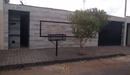 Casa com 3 quartos à venda no Conjunto Segismundo Pereira, Uberlândia , 300 m2 por R$ 610.000
