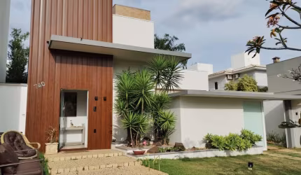 Casa em condomínio fechado com 3 quartos à venda no Aclimação, Uberlândia , 270 m2 por R$ 1.680.000
