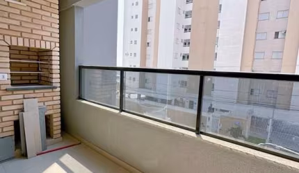 Apartamento à venda no bairro Martins em Uberlândia-MG: 3 quartos, 1 suíte, 1 sala, 2 banheiros, 81m² de área!