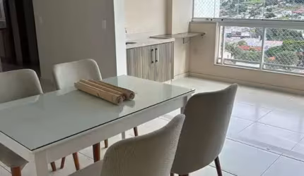 Aluguel de Apartamento de 3 Quartos com Suíte e 2 Vagas de Garagem em Localização Privilegiada de Cidade X
