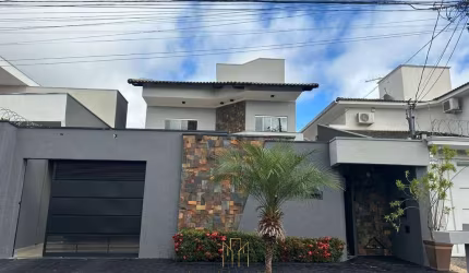 Imperdível oportunidade: Casa à venda em Uberlândia-MG, bairro Granada, 3 quartos, 1 suíte, 2 salas, 4 banheiros, 3 vagas de garagem, 176m².