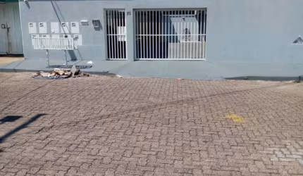 Lindo Apartamento 3 Quartos em Presidente Roosevelt, Uberlândia-MG: Oportunidade Única por R$280.000!