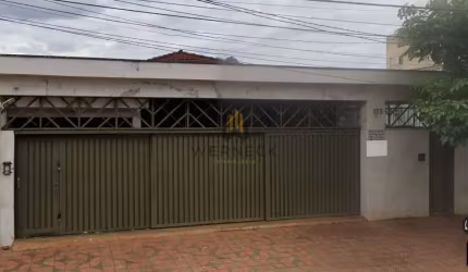 Casa à venda, 3 quartos, 2 suítes, Centro - Ribeirão Preto/SP