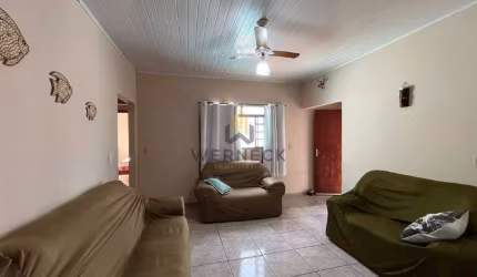 Casa em condomínio à venda, 2 quartos, 2 vagas, Corguinho - Borborema/SP