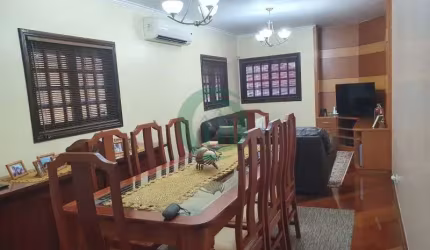 Lindo sobrado na Vila Floresta