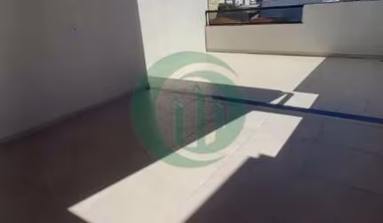 Ótima cobertura nova na Vila Linda