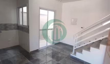Lindo sobrado na Vila Cecília Maria!