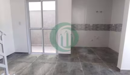 Lindo sobrado na Vila Cecília Maria!