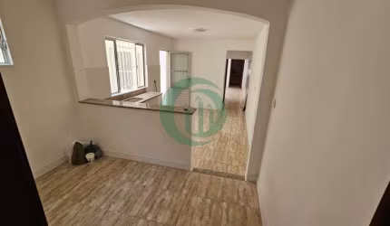 Casa Térrea à venda na Vila Lutécia, em Santo André.