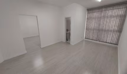 2 SALAS COMERCIAIS A VENDA NO CENTRO
