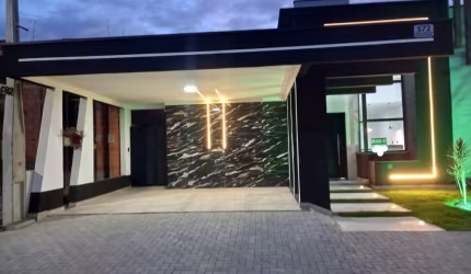 Linda Casa Nova em Condomínio