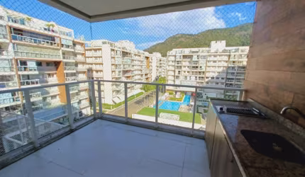 Lindo Apartamento pronto para morar andar alto e vista lazer Pontal Oceânico.