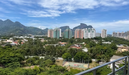 Lindo apartamento pronto para morar Parque das Rosas com vista indevassável.