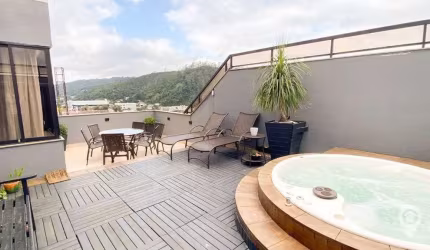 Cobertura Duplex 3 Suítes e 3 Vagas na Ponta Aguda!