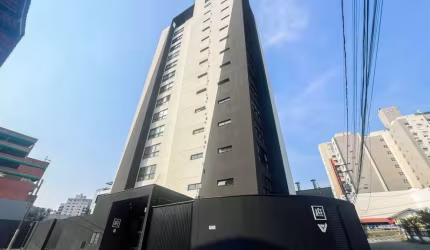 Apartamento Mobiliado 2 Dormitórios e 2 Vagas na Vila Nova!
