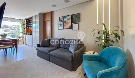 Apartamento com 3 Dormitórios e 2 Vagas na Escola Agrícola!