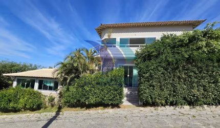 COD 1230 – VENDA - Casa Duplex Vista Mar Com 3 Quartos, Churrasqueira no Condomínio dos Pássaros, Cabo Frio