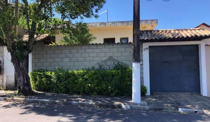 Oportunidade de imóvel comercial, 215 m² por R$ 790.000 - Vila São Francisco de Assis - Cotia/SP