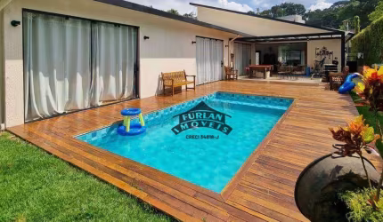 Casa térrea em rua fechada com portaria no miolo da Granja Viana  com 3 dormitórios à venda, 277 m² por R$ 1.980.000 -  - Cotia/SP