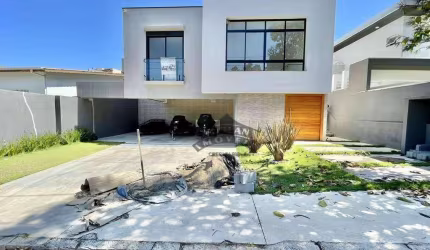 Casa Moderna e Nova à Venda no Condomínio Lago do Sol – Km 30 Raposo Tavares