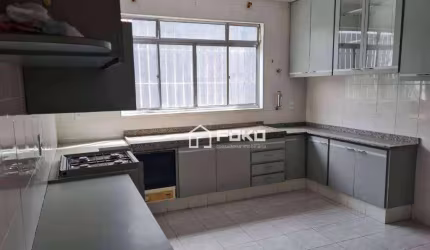Sobrado com 3 dormitórios à venda, 208 m² por R$ 850.000,00 - Vila Augusta - Guarulhos/SP