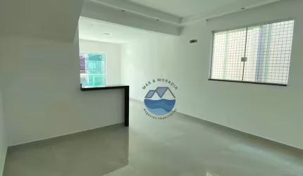 BELA CASA SOBREPOSTA ALTA COM FINO ACABAMENTO – 3 SUÍTES – VARANDA - DUAS VAGAS - 118M² - CAMPO GRANDE
