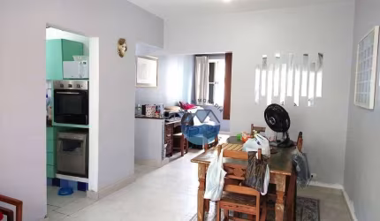 À venda apartamento no bairro Aparecida, em Santos, próximo ao Shopping Praiamar.