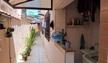 Casa com 3 dormitórios à venda, 127 m² por R$ 450.000,00 - Vila São Jorge - São Vicente/SP