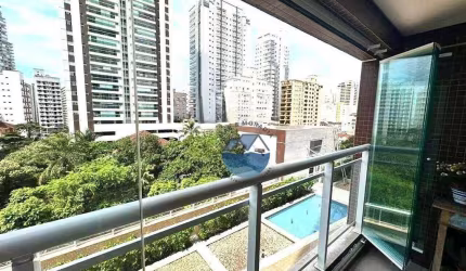 Apartamento à venda, 2 Quadras da Praia, 3 Quartos com SACADA - Pompéia em Santos