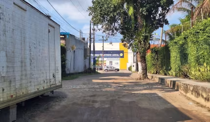 Lote 26 da quadra 30 de esquina com av araça