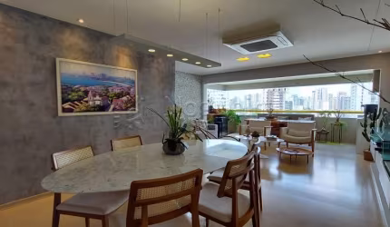 3 Quartos, 136m², 2 Vagas Excelente Localização no Graças