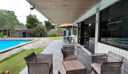 Excelente 5 Quartos no Poço da Panela