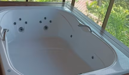 Excelente 2 Quartos no Nui Supreme Beach Living - Localizado nas Piscinas Naturais de Muro Alto