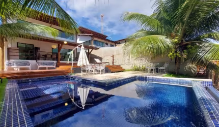 Excelente Casa 7 Suítes em Toquinho