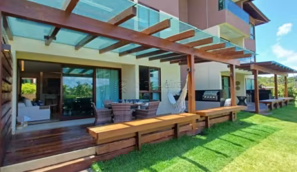 Excelente apartamento térreo localizado na praia dos Carneiros