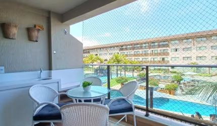 Excelente apartamento mobiliado localizado em Muro Alto com 72,97m².