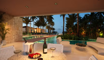 Apartamento 5 Suítes na Praia dos Carneiros