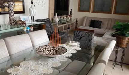 Sobrado de 250 m²  5 dormitórios