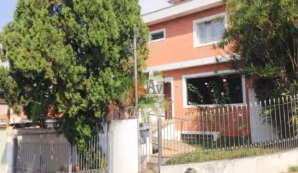 Sobrado na Água Rasa com 141m² a Venda
